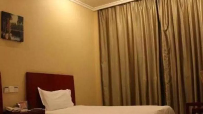Hotelli Greentree Inn Jining Jianshe Road