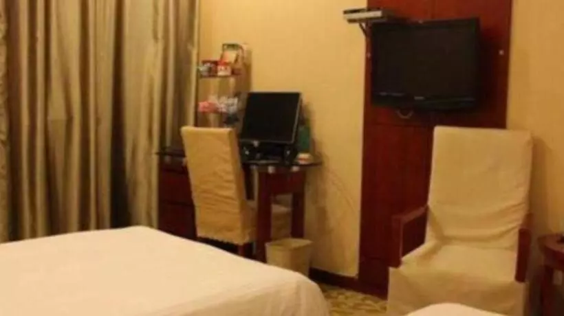 Hotelli Greentree Inn Jining Jianshe Road