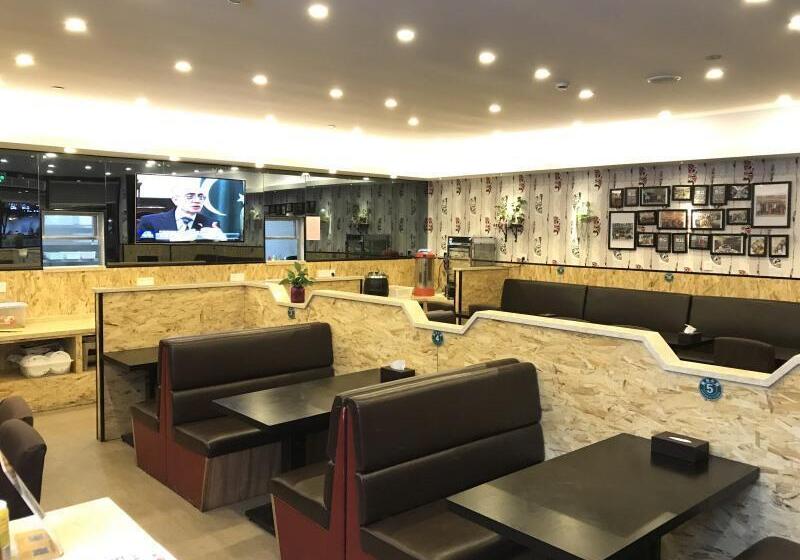 בית מלון כפרי Greentree Inn Shanghai Songjiang Wanda Plaza Rongm