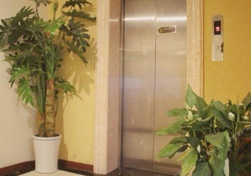 Hotel Greentree Inn Shanghai South Railway Station Xujiahui Stadium Subway Station Shell