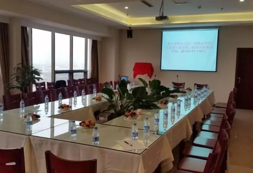 Hotelli Greentree Inn Tianjin Meijiang Convention And Exhibition Center Express