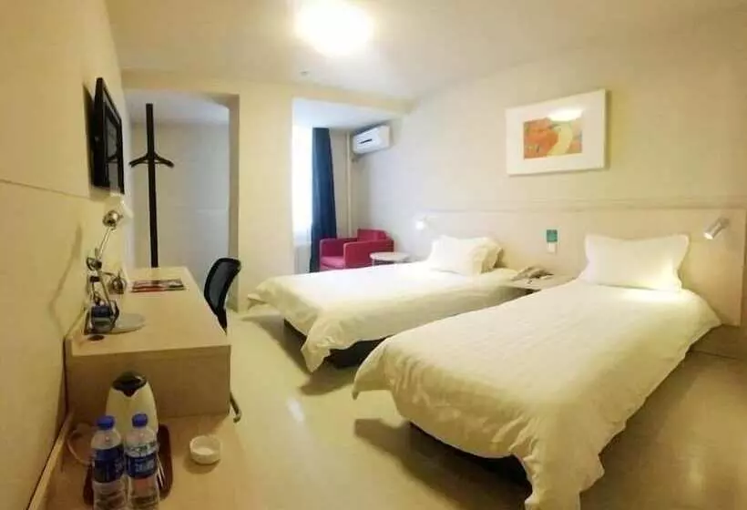 Hotelli Jinjiang Inn Shenyang Zhongshan Square Medical University First Hospital