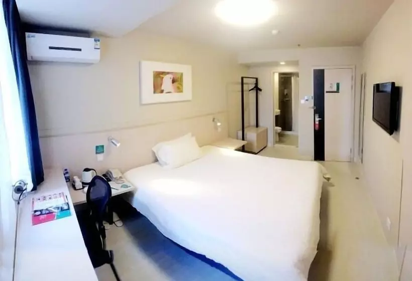 Hotelli Jinjiang Inn Shenyang Zhongshan Square Medical University First Hospital