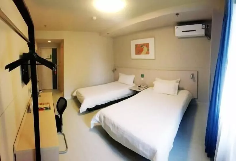 Hotelli Jinjiang Inn Shenyang Zhongshan Square Medical University First Hospital