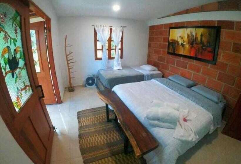 ベッドアンドブレックファースト Colores De La Sierra