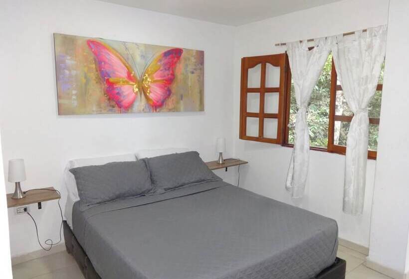 ベッドアンドブレックファースト Colores De La Sierra