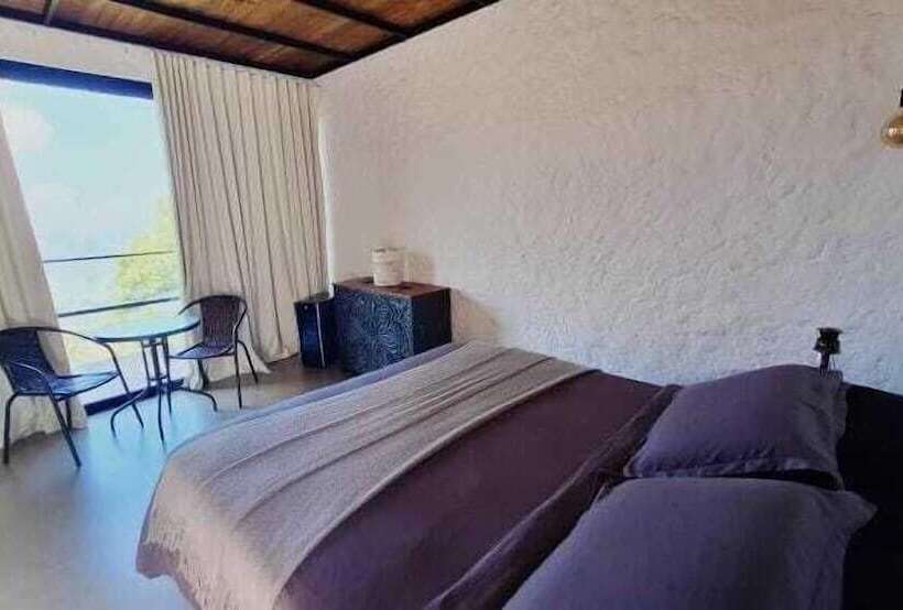 ベッドアンドブレックファースト Colores De La Sierra