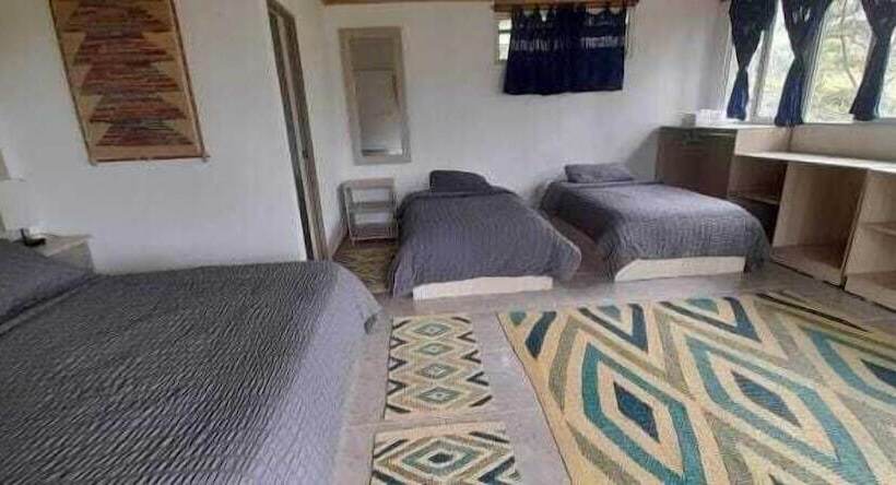 ベッドアンドブレックファースト Colores De La Sierra