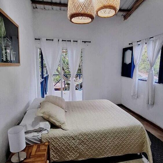 ベッドアンドブレックファースト Colores De La Sierra