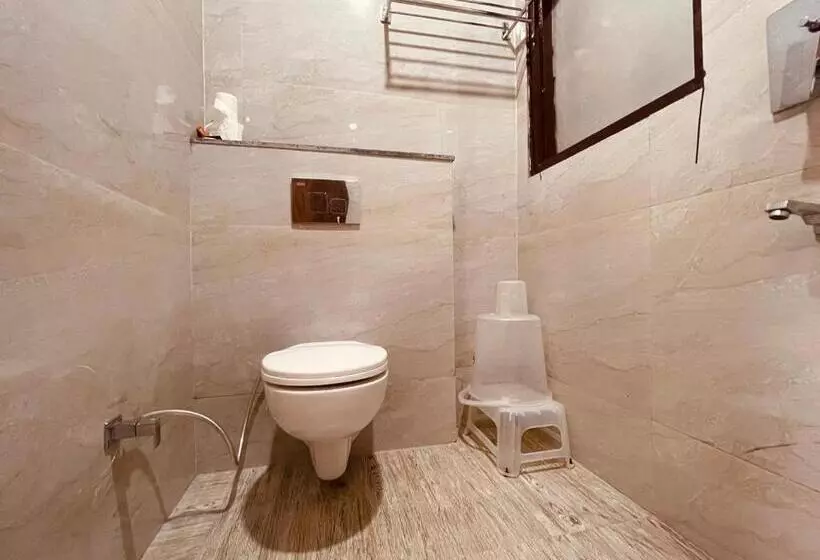 Hotelli Divine Ganga By Mj Hospitality