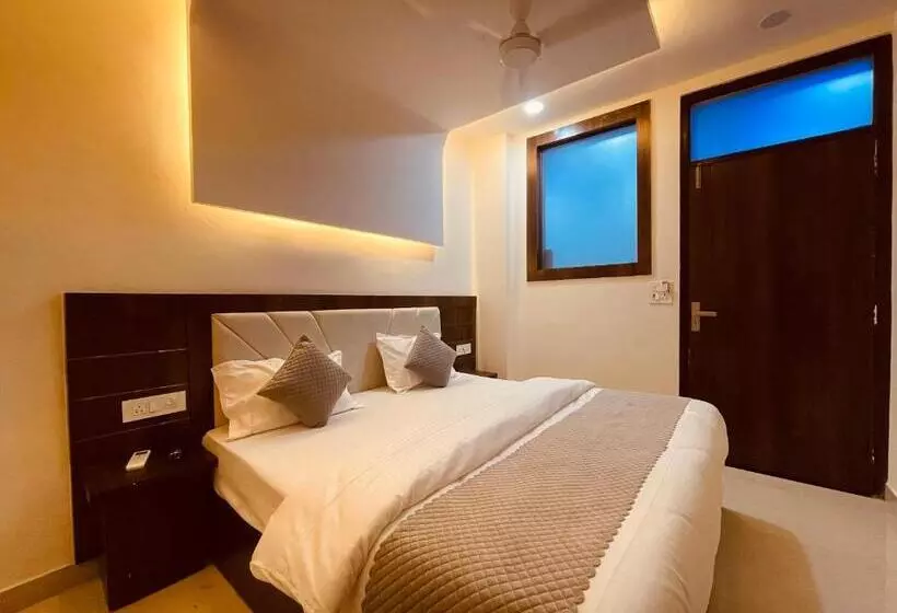 Hotelli Divine Ganga By Mj Hospitality