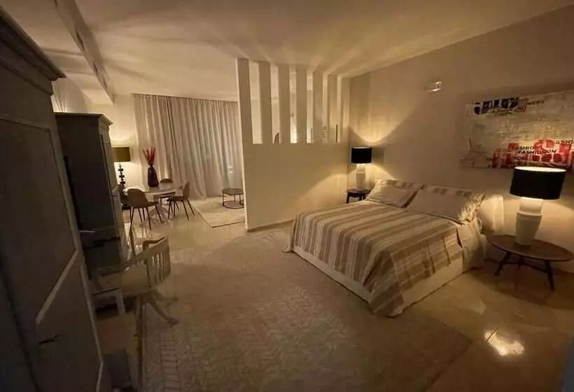 Aamiaismajoitus (B&B) Cala La Luna Resort