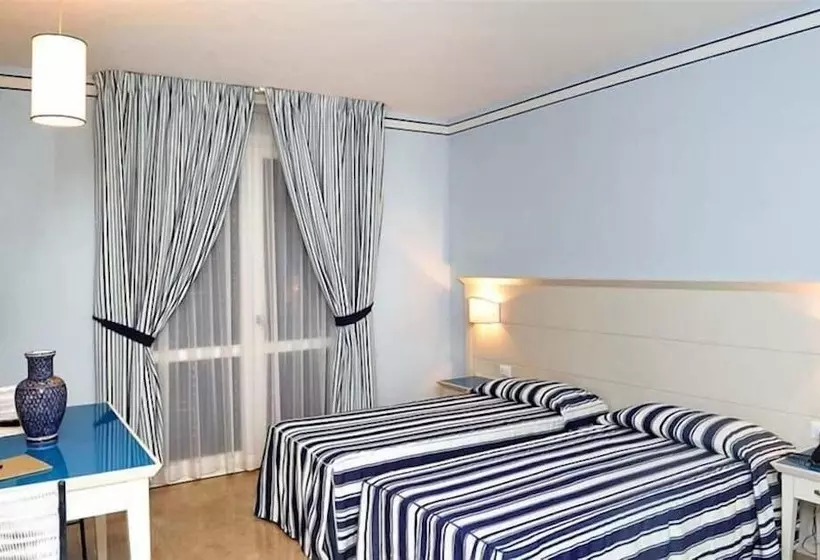 Aamiaismajoitus (B&B) Cala La Luna Resort