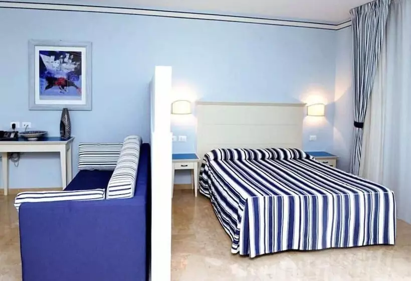 Aamiaismajoitus (B&B) Cala La Luna Resort