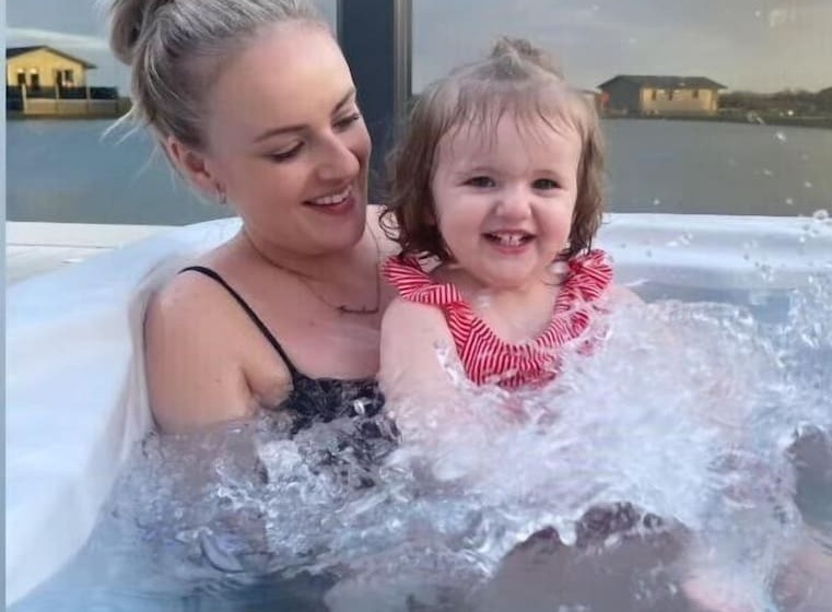 هتل Brackenborough Lakes Resort