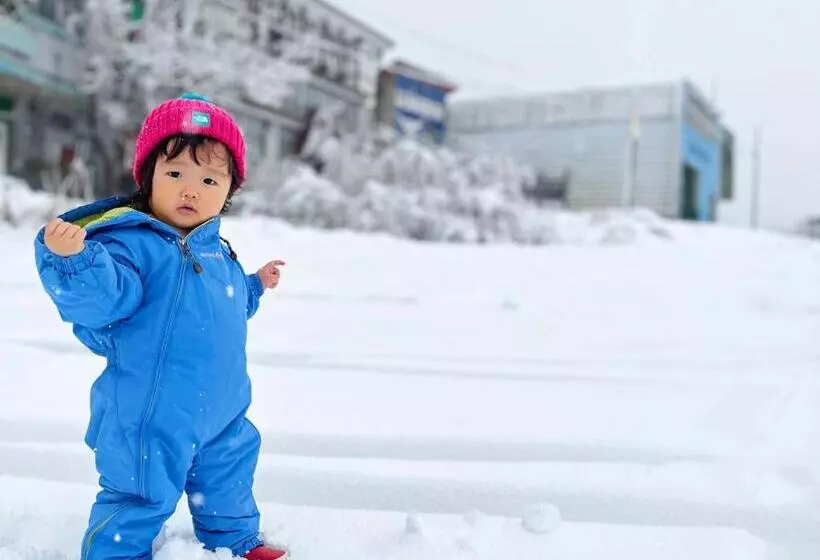 ホテル Ishiuchi Ski Center