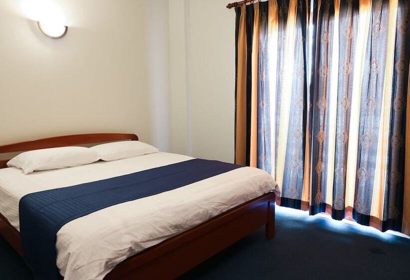 هتل L'escale Du Mzaar