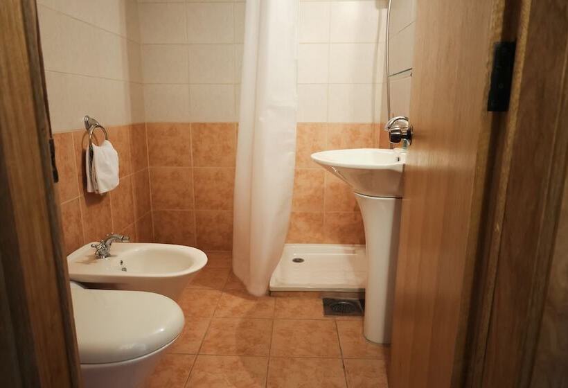 هتل L'escale Du Mzaar