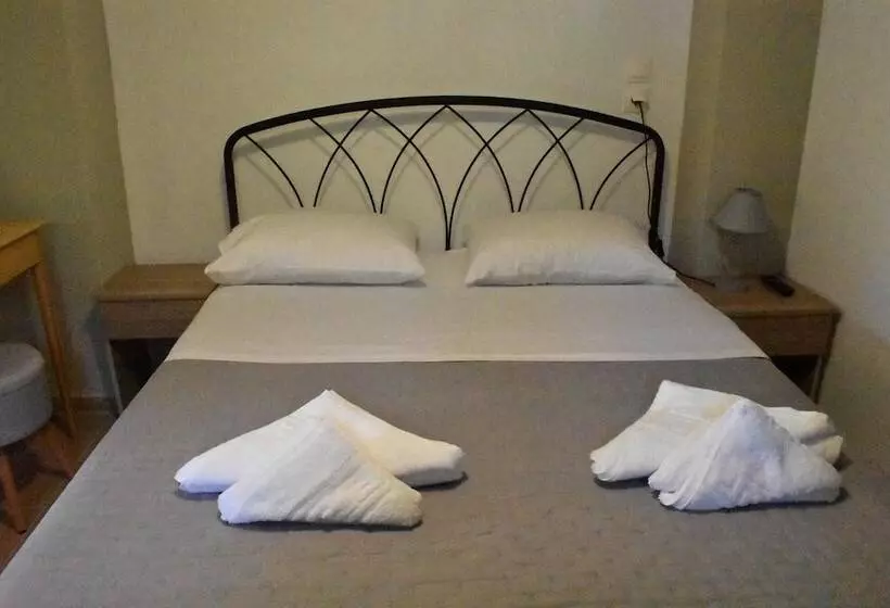 Ovrios Stone House Pelion