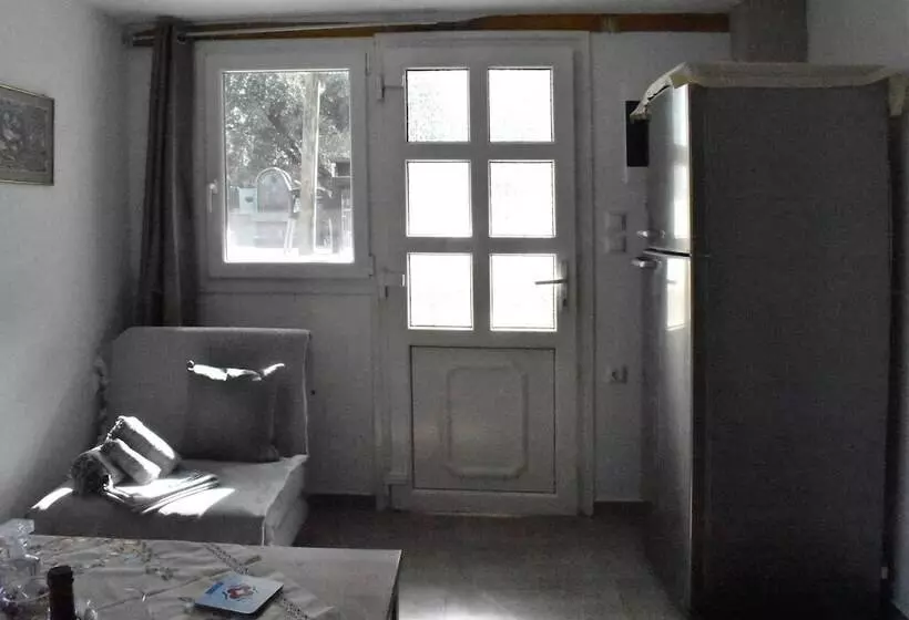 Ovrios Stone House Pelion