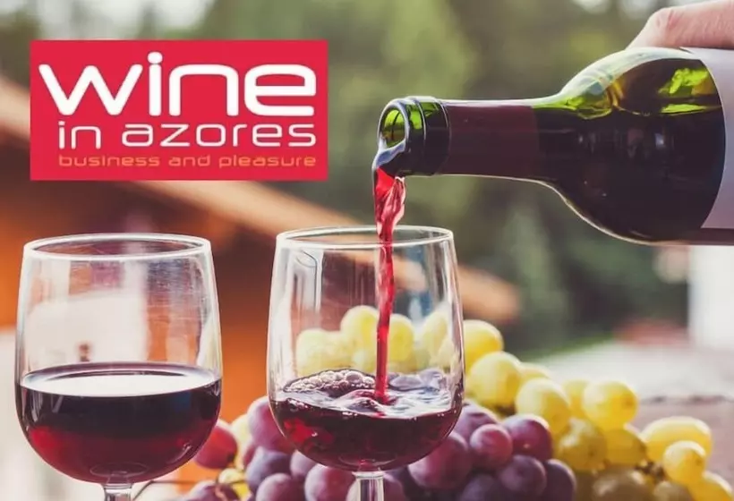 Partenope Hostel And Suites