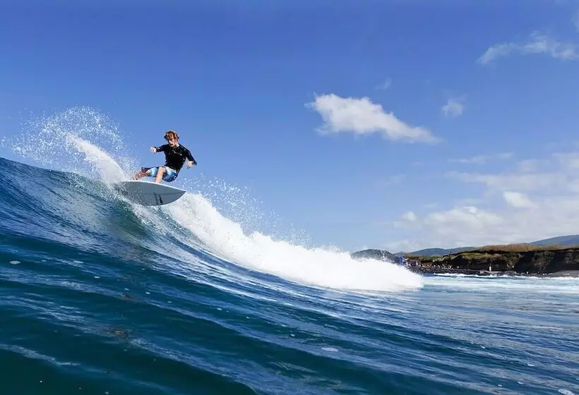 Partenope Hostel And Suites