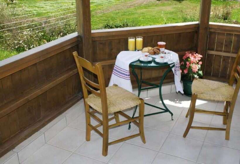 Porto Nirikos Lefkada Private Parking