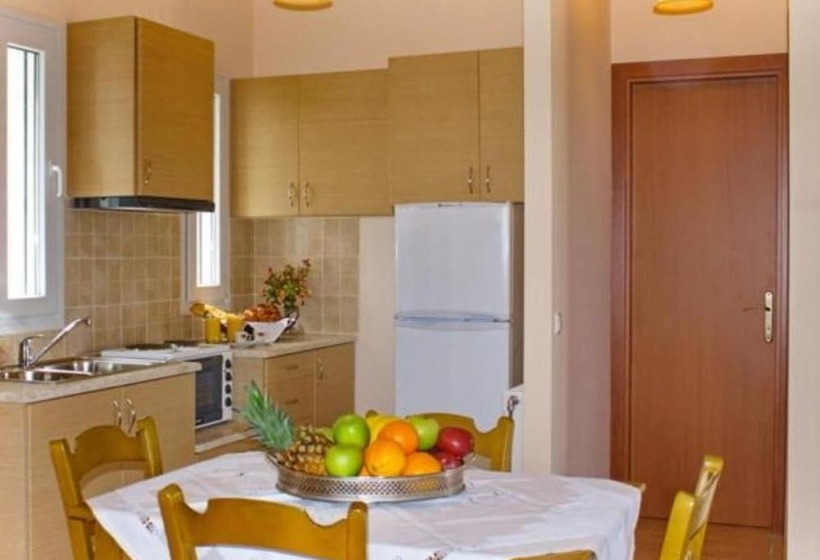 Porto Nirikos Lefkada Private Parking