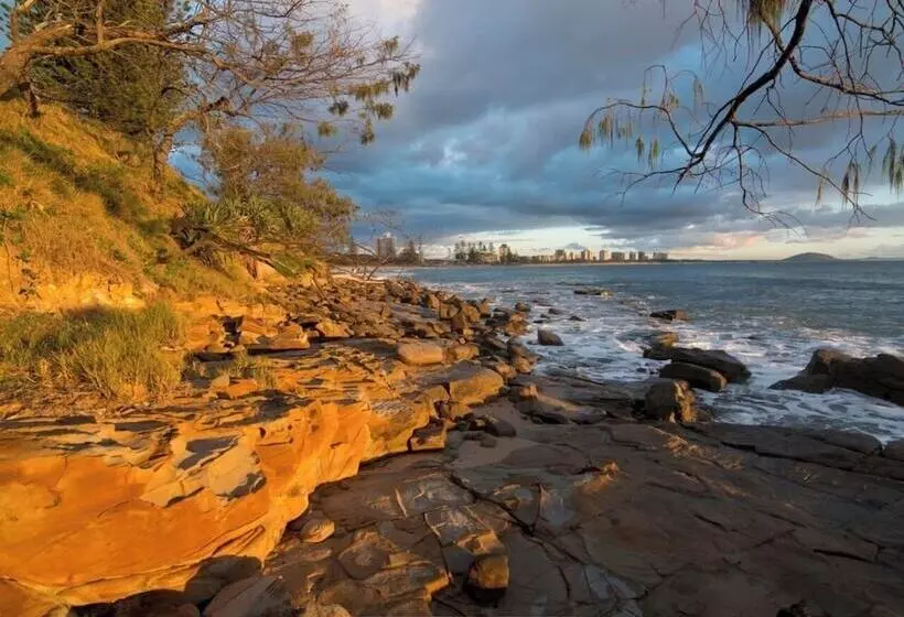 Sunshine Coast Retreat