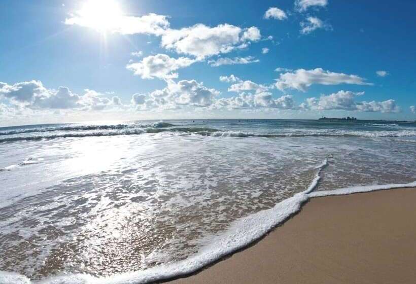 Sunshine Coast Retreat