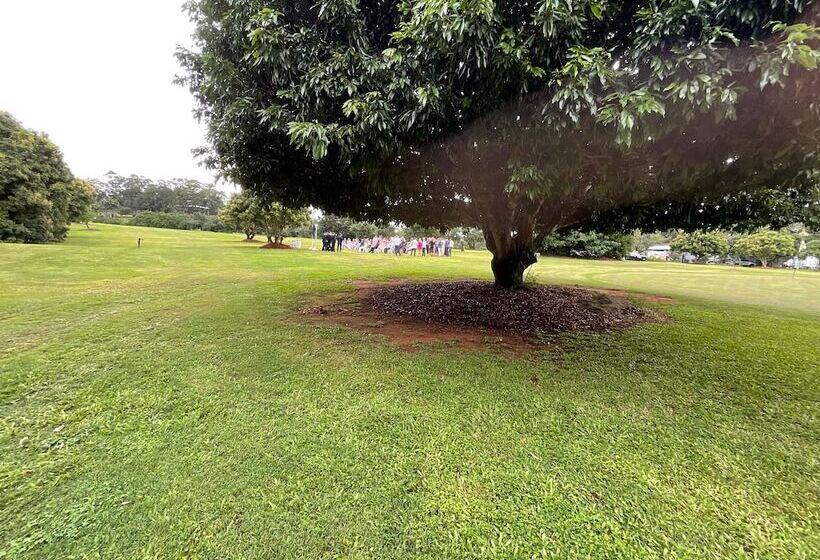 Sunshine Coast Retreat