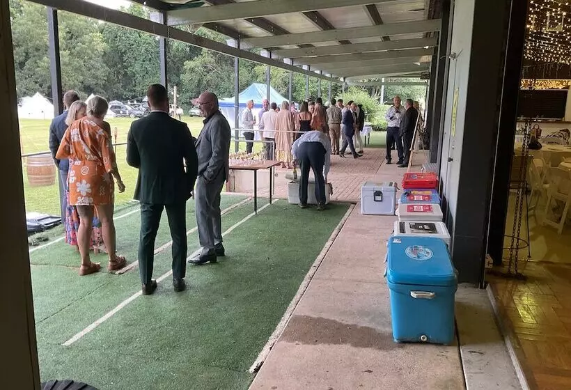 Sunshine Coast Retreat