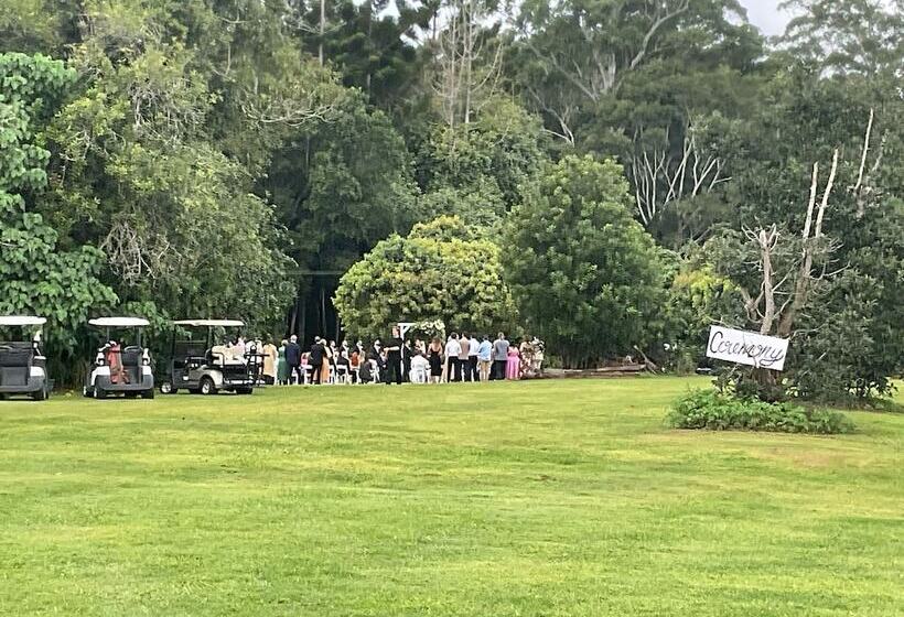 Sunshine Coast Retreat