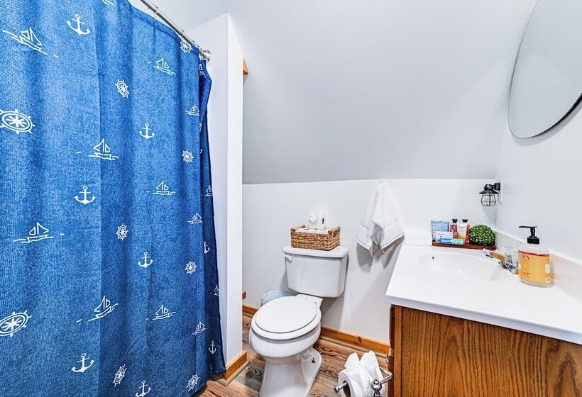 A Frame Cadiz Cabin On Lake Barkley W/ Boat Dock!