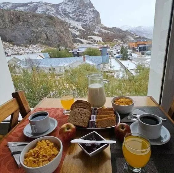 ユースホステル Tranqueras Lodge