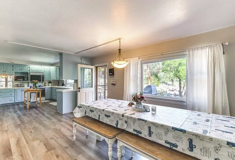 Beautiful Kernville Home W/ Game Room & Mtn Views!