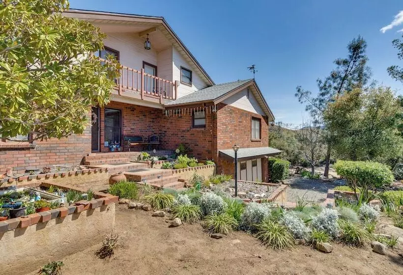 Beautiful Kernville Home W/ Game Room & Mtn Views!