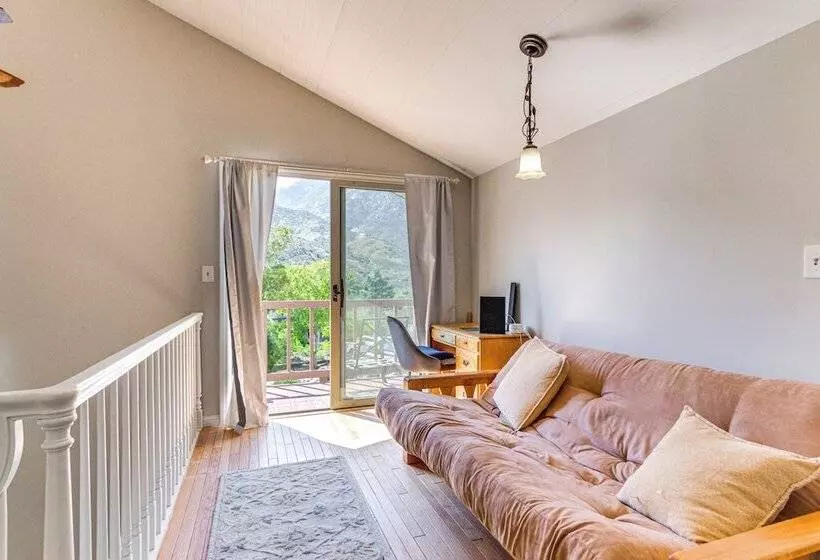 Beautiful Kernville Home W/ Game Room & Mtn Views!