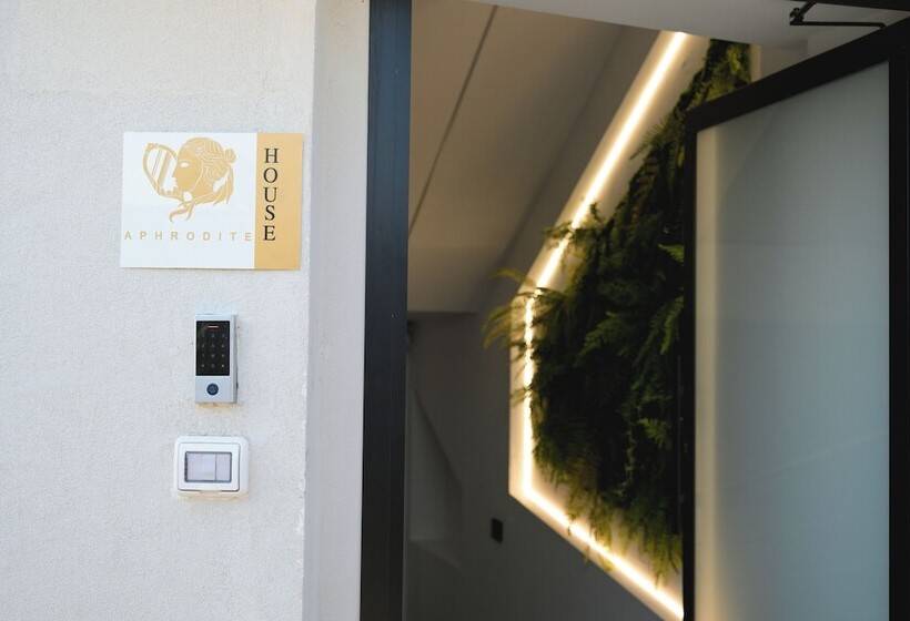 تختخواب و صبحانه Aphrodite House