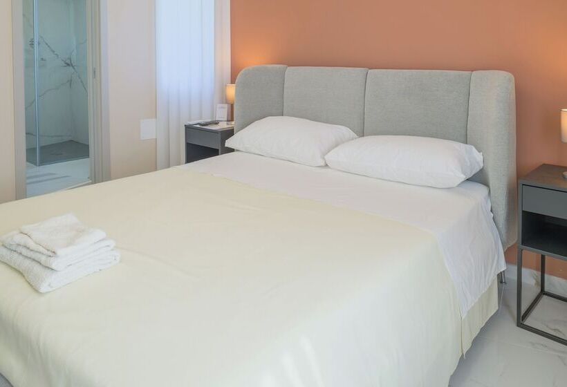 تختخواب و صبحانه Aphrodite House