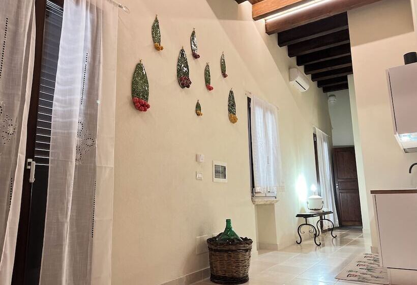 تختخواب و صبحانه La Dimora Degli Dei