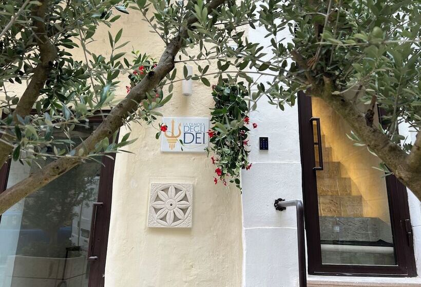 تختخواب و صبحانه La Dimora Degli Dei