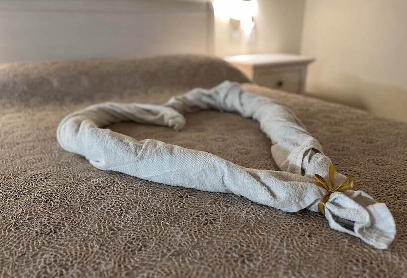 تختخواب و صبحانه La Dimora Degli Dei