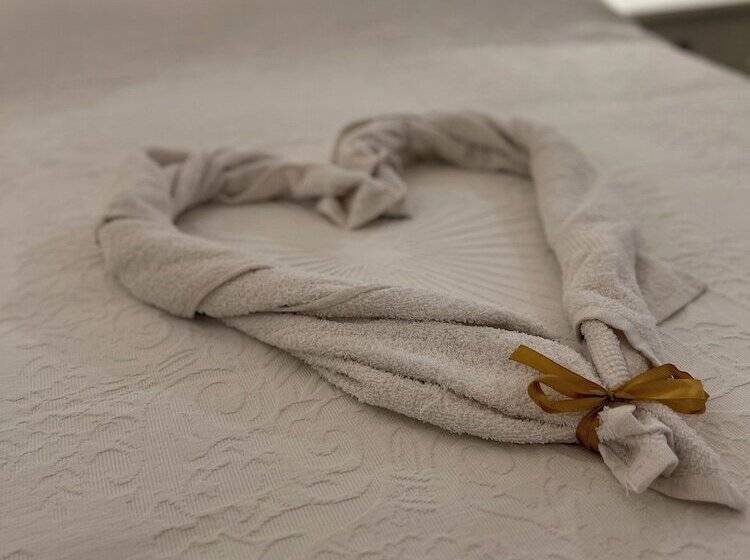 تختخواب و صبحانه La Dimora Degli Dei