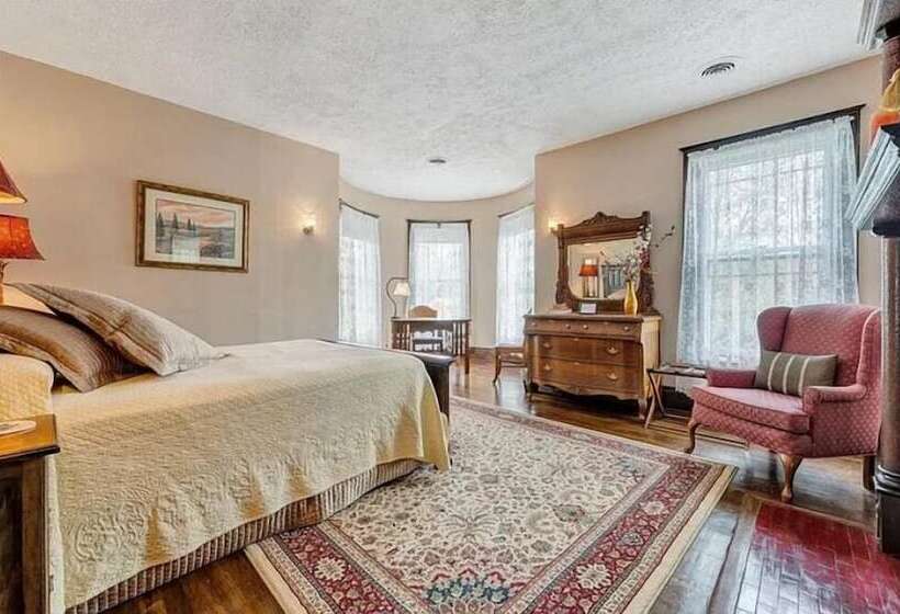 مبيت وإفطار The Alderson Inn, Llc