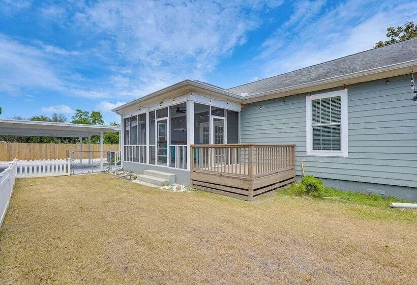 Dog Friendly Panama City Home 1 Mi To Powell Lake!