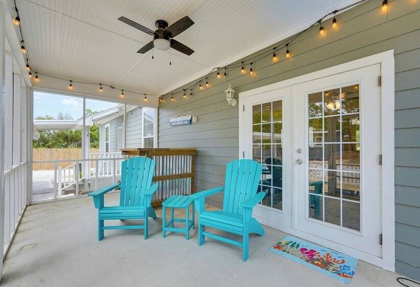Dog Friendly Panama City Home 1 Mi To Powell Lake!