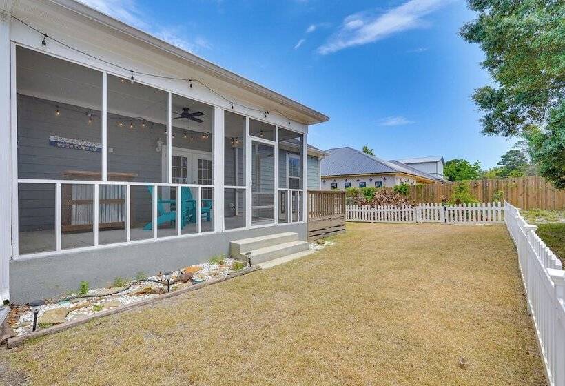 Dog Friendly Panama City Home 1 Mi To Powell Lake!