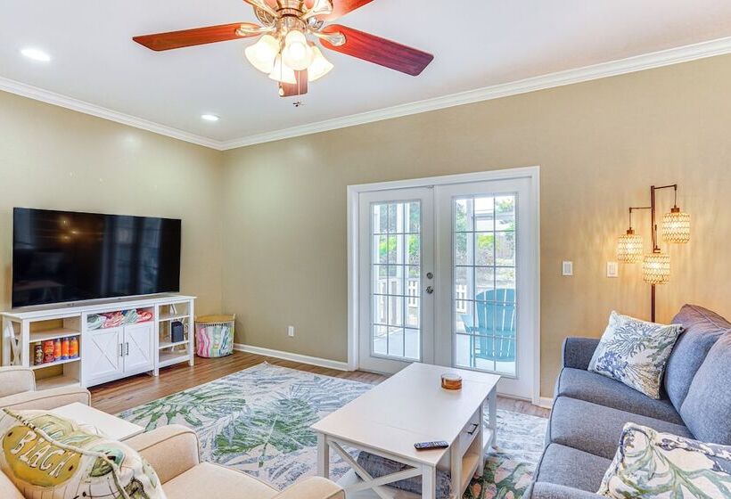 Dog Friendly Panama City Home 1 Mi To Powell Lake!