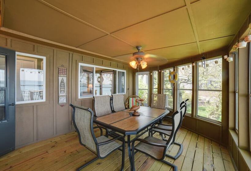 Dreamy Lake Poinsett Cabin W/ Deck, Dock & Views!